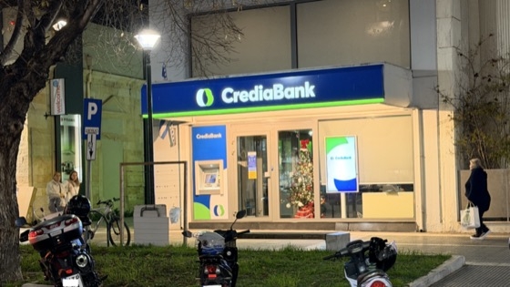 Το ανακαινισμένο κατάστημα επί της Λ. Δημοκρατίας 248